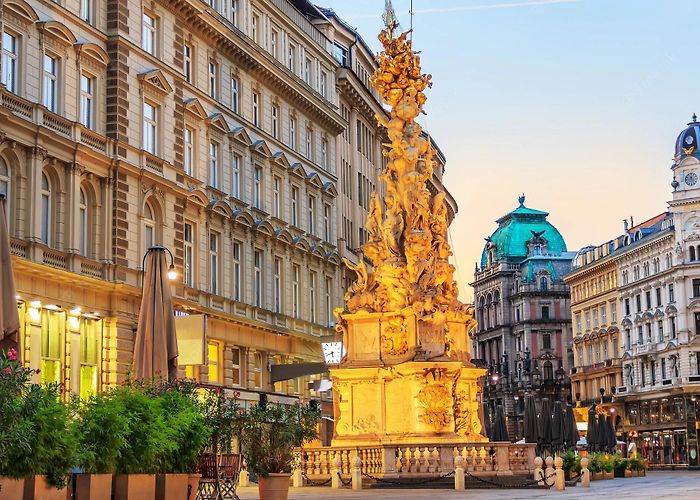 Graben ארכיון Graben - Secret Vienna Tours photo