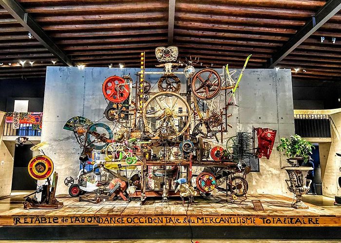 Musee Espace Jean Tinguely Niki de Saint Phalle Espace Jean Tinguely – Niki de Saint Phalle | Glamping in Switzerland photo