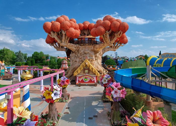 Gardaland Gardaland Resort: Italy's n° 1 amusement resort photo