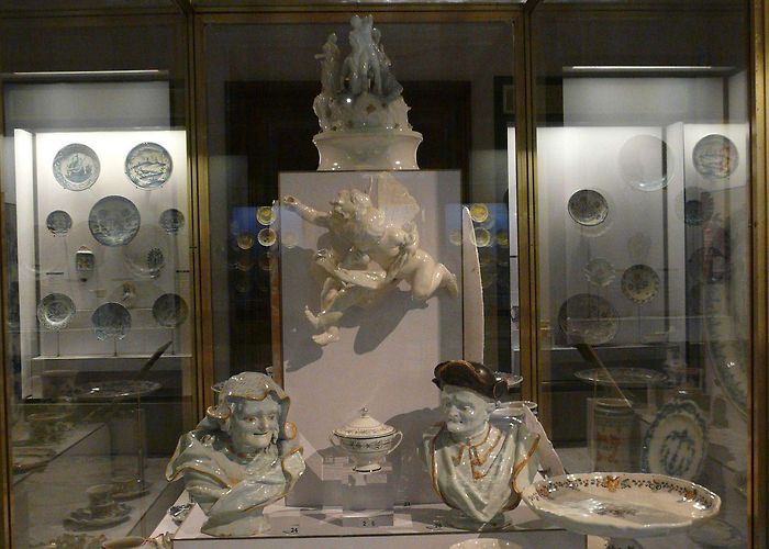 Gonzalez Marti National Museum of Ceramics and Decorative Arts National Museum of Ceramics and Decorative Arts González Martí ... photo