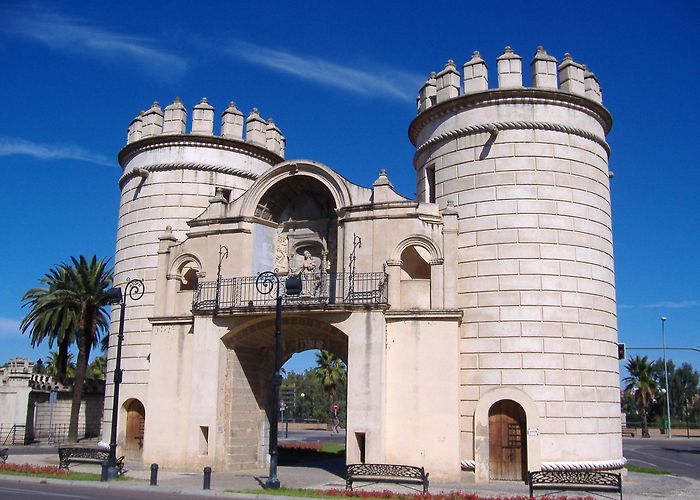 Puerta de Palmas Puerta Palmas in Badajoz, Spain image - Free stock photo - Public ... photo