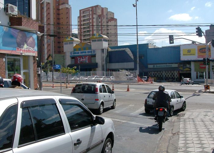 Sorocaba shopping centre Melhorias no trânsito photo