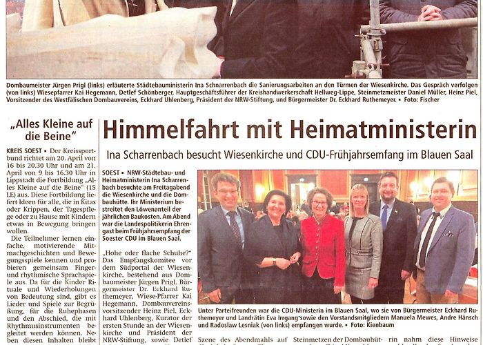 Krippen in Soest Visit by Minister Scharrenbach - Bauhütte Wiesenkirche photo