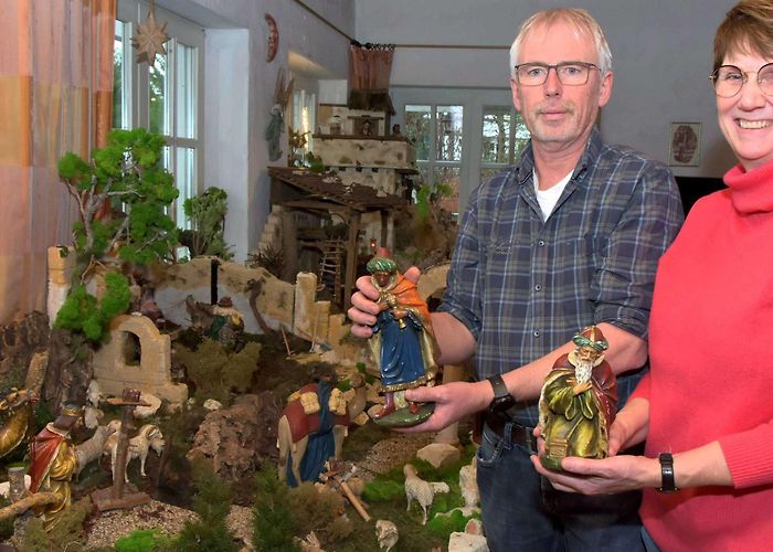 Krippen in Soest Große Krippenlandschaft: Figuren sind über 100 Jahre im Familienbesitz photo
