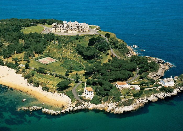 Peninsula of Magdalena Summer School on Quantum Computing (Theory and Implementations ... photo