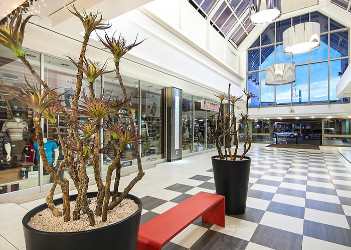 Boulders Shopping Centre LukePhoto - Boulders Shopping Centre photo