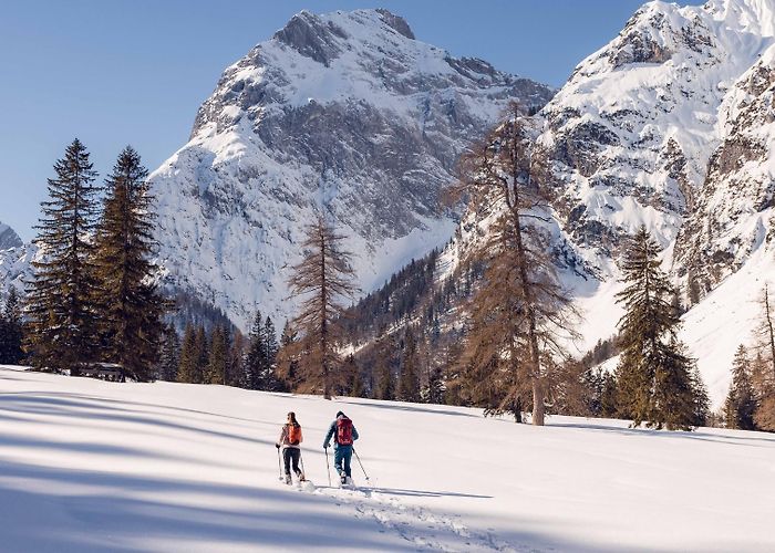 Karwendel-Bergbahn, Zwölferkopf Pertisau Karwendelbahn Pertisau at Lake Achensee • Ski Holiday • Reviews ... photo
