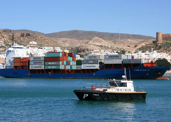 Port of Almeria Maersk launches operations, with Cosentino, at the Port of Almería ... photo