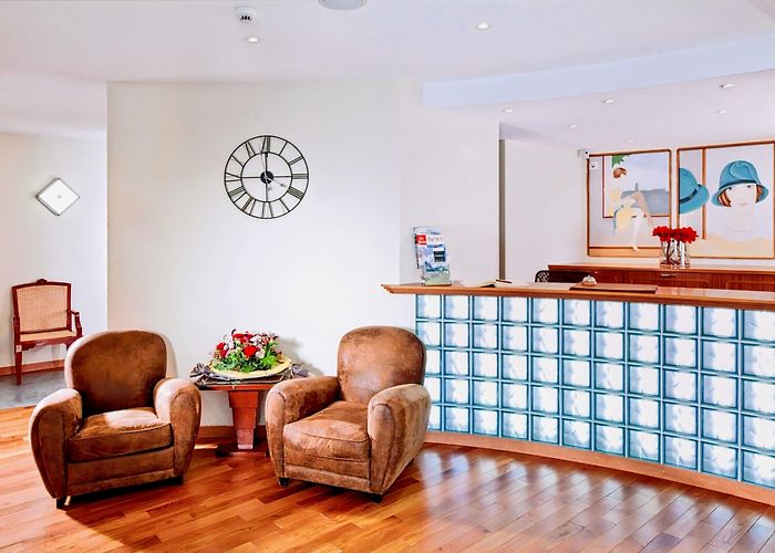 Shopping Mall Fribourg Centre Fribourg Centre Remparts By Mercure, Fribourg : hotel during the ... photo