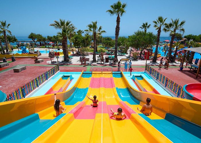 Aquatropic Aqua Tropic | Parque Acuático de agua salada en Almuñécar - Granada photo