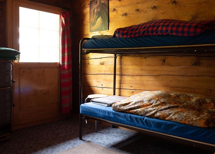 Lana - Chemeuille Double Ski Lift Alpes Trail Val d'Hérens - Trace - Sentier des Traces de Molignon ... photo