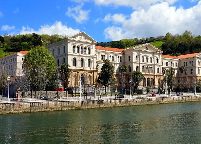 University of Deusto University of Deusto - Bilbao (Vizcaya): Information, rates ... photo