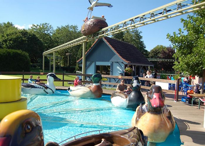 Cigoland Cigoland - Storks and leisure park - Kintzheim - Dpt 68 Haut-Rhin ... photo