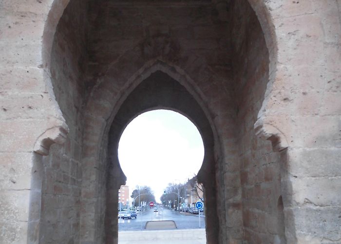 Puerta de Toledo Monumento Nacional | LA HISTORIA Y PATRIMONIO DE CIUDAD REAL por ... photo