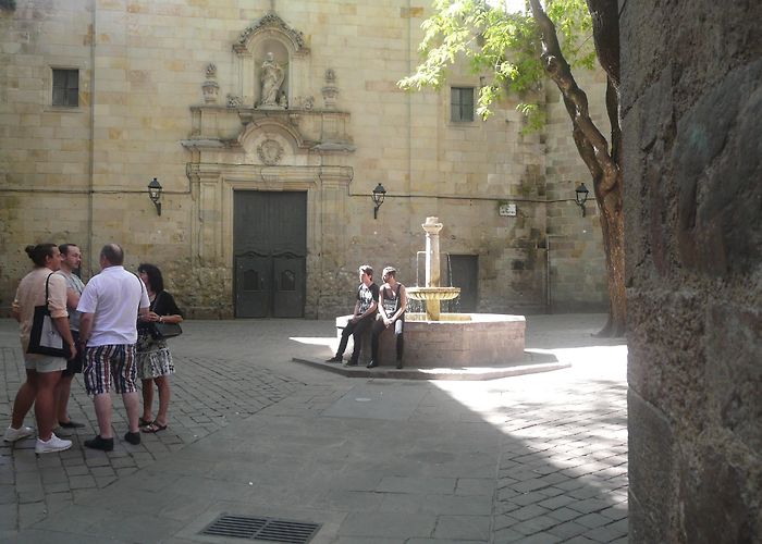 Sant Felip Neri Square Sant Felip Neri and around|Hidden Corners - ShBarcelona photo