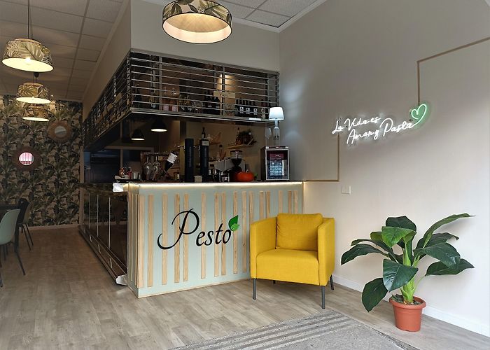 Punta Larga Shopping Centre CENTURY 21 photo