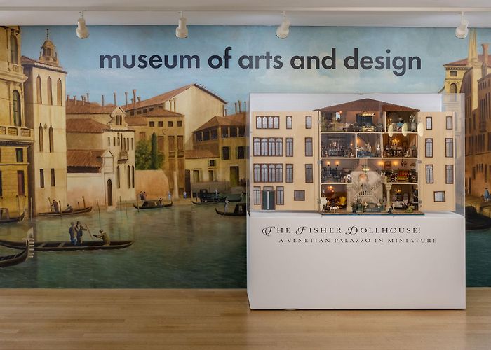 Artistic Murano Glass Gallery The Fisher Dollhouse: A Venetian Palazzo in Miniature | Museum of ... photo