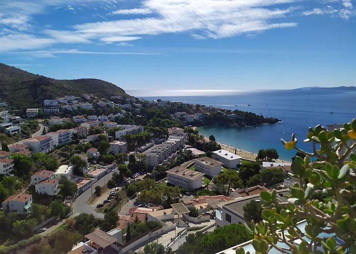 Boi Taull Ski Resort Platja de Port Lligat holiday rentals, ESP: holiday houses & more ... photo