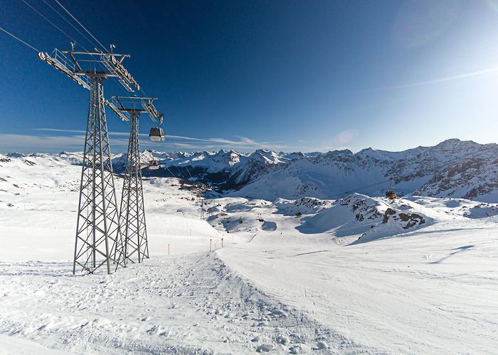 Ski Lift Innerarosa - Tschuggen Arosa Lenzerheide | SnowSpot - Winter holidays made easy photo