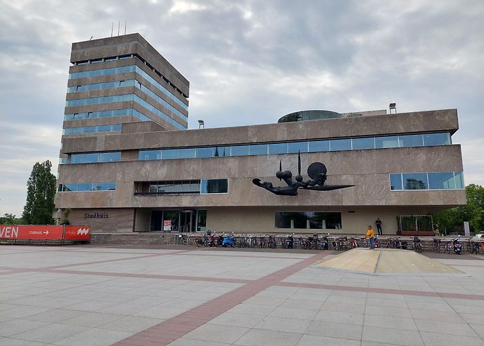 Stadhuisplein Burgemeester voor één dag: wat zijn jouw plannen voor het ... photo