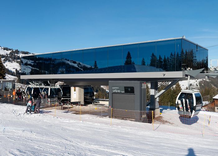 Saanenmoser-Saanenwald High visibility: Glas Marte photo