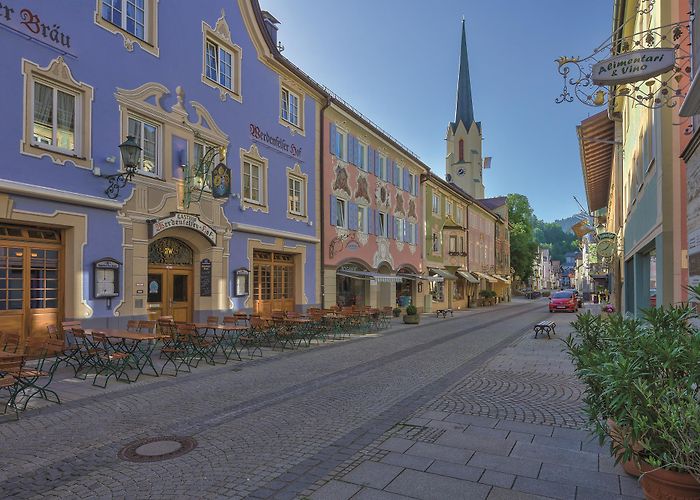 Historical Ludwigstrasse Historical Ludwigstraße • Famous building » outdooractive.com photo