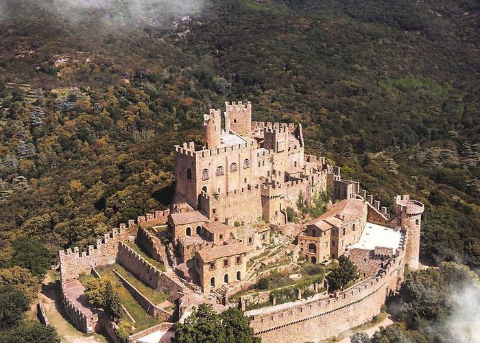 Castell de Requesens Castillo de Requesens, Cantallops, Catalonia, Spain. : r/castles photo