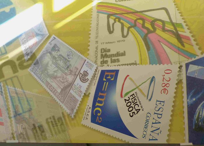 Museo Postal y Telegráfico Pesos y medidas en el Museo Postal y Telegráfico | Turismo matemático photo