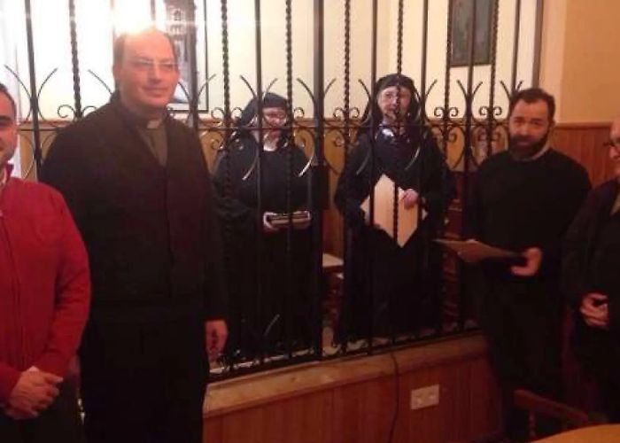 Congregacion de Monjas Minimas de Santa Eufemia Las monjas mínimas de Antequera ofrecen 40 plazas en el convento ... photo