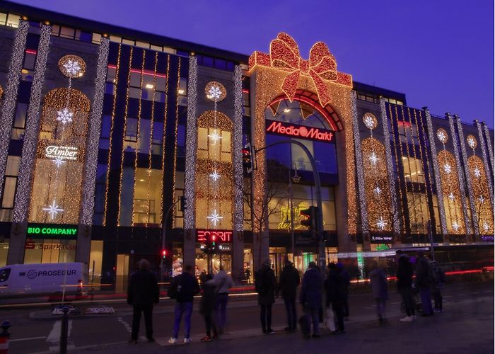 Das Schloss Das Schloss, Berlin, Germany | MK Illumination photo