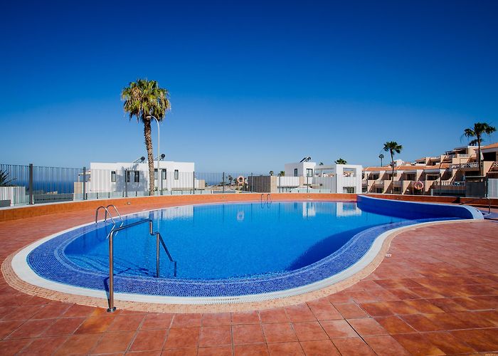 San Eugenio Shopping Centre Property for sale in Tenerife photo