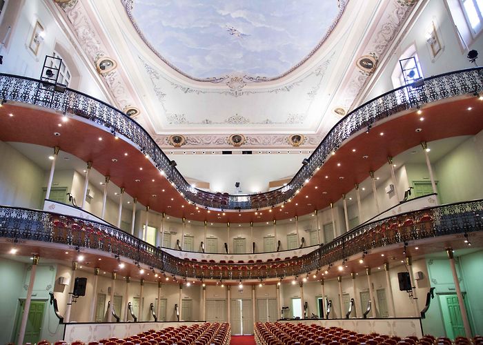 Teatro Carolina Coronado Turismo Almendralejo. Conozca todos los encantos de la localidad. photo