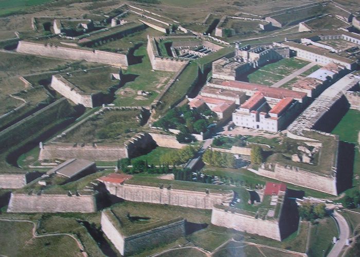 Castillo de San Fernando Sant Ferran Castle in Figueres: 11 reviews and 19 photos photo