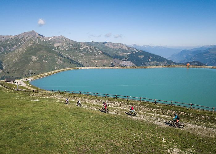 Lac de la Vieille Ski Lift 2 – Lac de la Vieille | Savoie Mont Blanc (Savoie et Haute Savoie ... photo