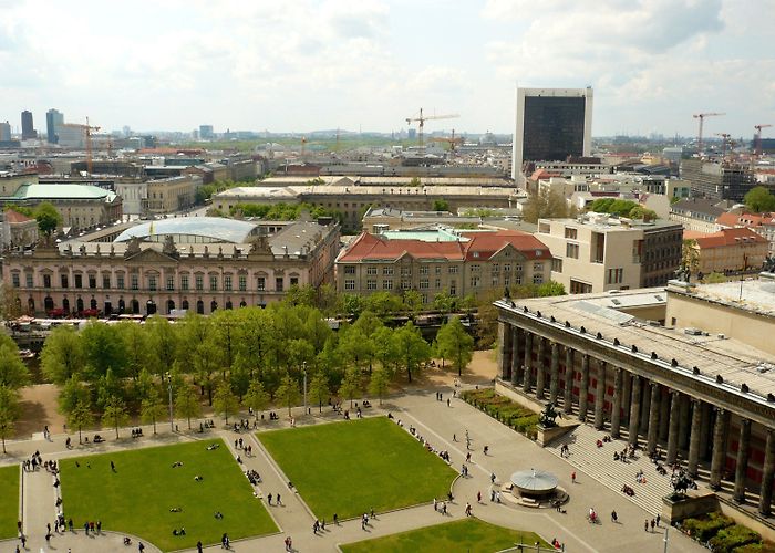 Lustgarten Lustgarten Square in Berlin: 7 reviews and 19 photos photo