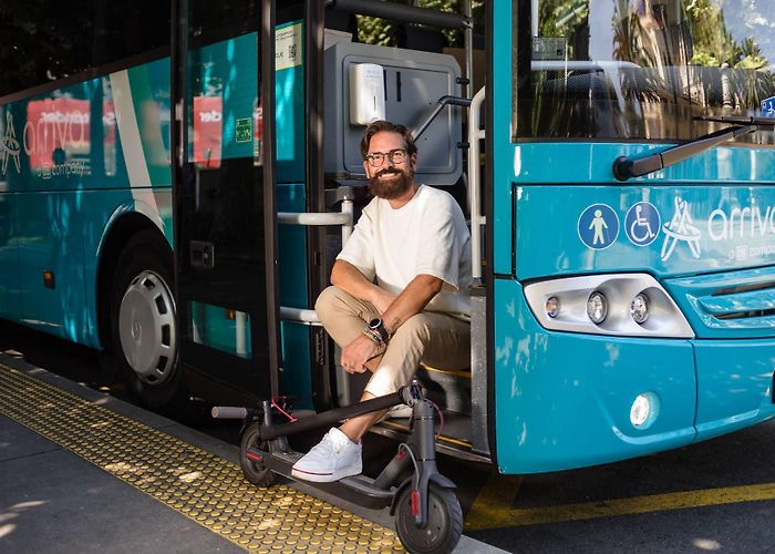 Estacion de Cerceda Arriva, frequently asked questions in Galicia photo