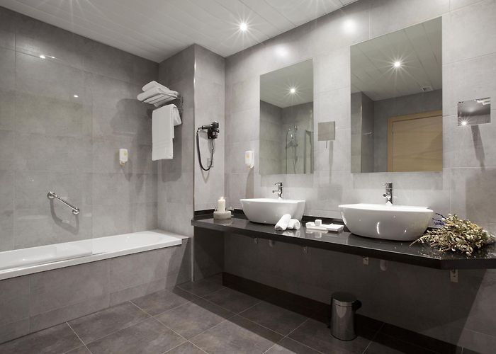 Fronton Bizkaia Sports Centre Hotel Gran Bilbao in Bilbao, Spain from $39: Deals, Reviews ... photo