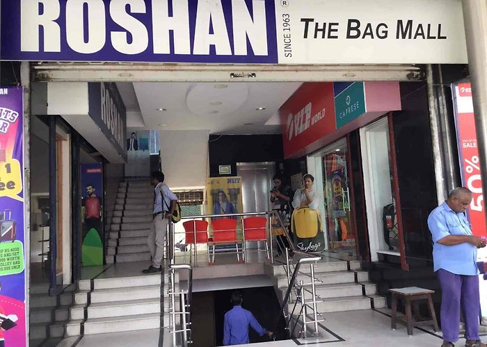 T. Nagar Roshan The Bag Mall in T Nagar,Chennai - Best Samsonite-Bag ... photo