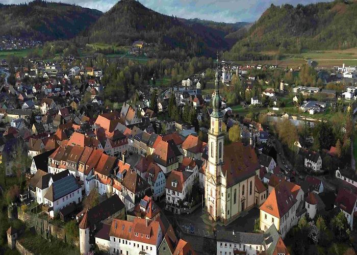 Abtei St. Walburg Zwölfuhrläuten • Listen on Fountain photo