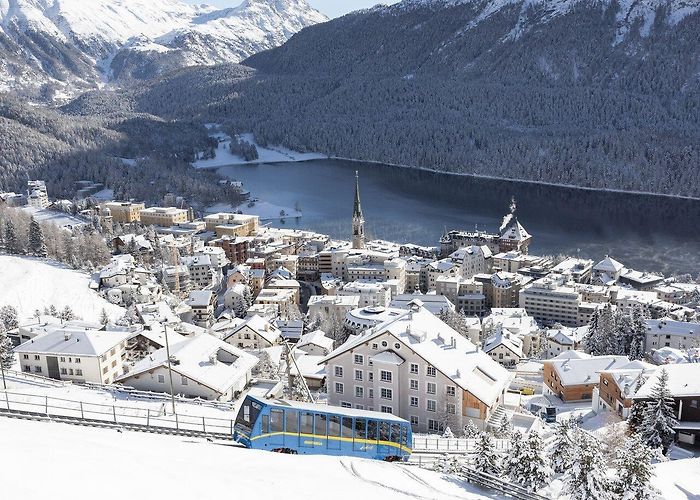 St. Moritz Dorf-Chantarella Skiing and snowboarding on Corviglia | Ski resort St. Moritz Engadin photo