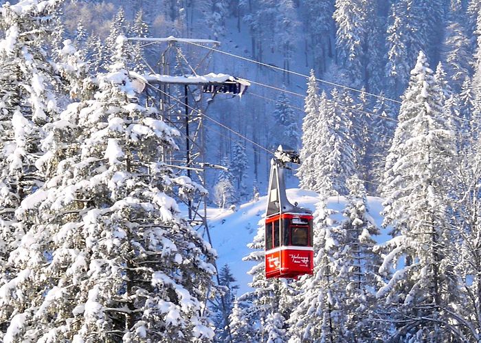 Luftseilbahn Brunni-Holzegg Luftseilbahn Brunni-Holzegg - Brunni-Alpthal photo