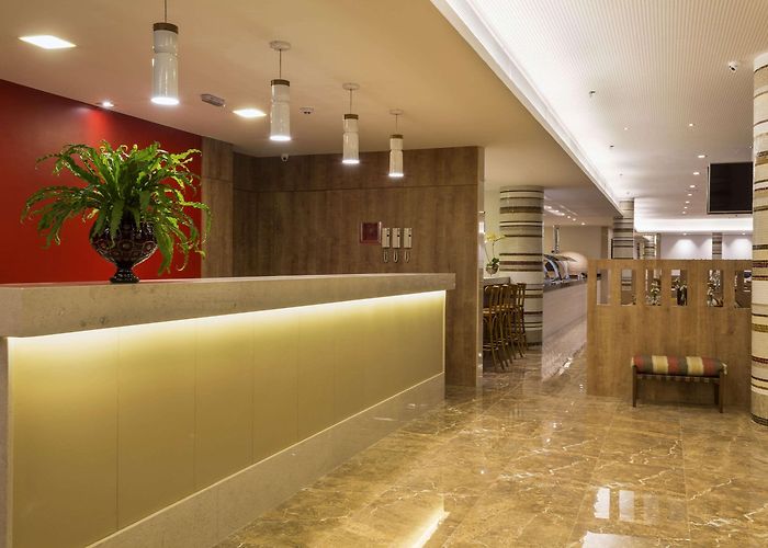 Shopping Proeng Hall  Sleep Inn Vitoria, Vitória | HotelsCombined photo