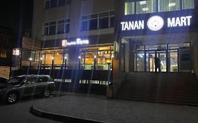 Tanan Center Serviced Apartments أولان باتور Exterior photo