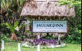 Hotel Jaguar Inn تيكال Exterior photo