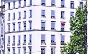 فندق جنيفافي  ذا امباسدور Exterior photo