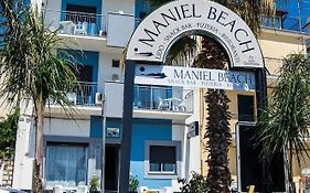 يتوجاني Maniel Beach Hotel Exterior photo