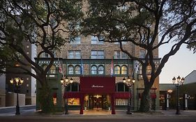 نيو أورلينز فندق بونتشارترين سانت. تشارلز أفينو Exterior photo