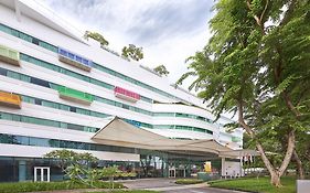 Village Hotel Changi By Far East Hospitality سنغافورة Exterior photo