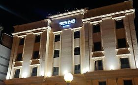 الشقق الفندقية ينبعفي  رحال للأجنحة الفندقية Exterior photo