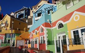 شقة Unique Waterfront Duplex On The Mediterranean - Caleta, Catalan Bay غيبرالتار Exterior photo